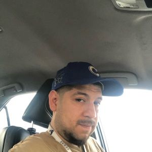 Meet your Posher, Javier